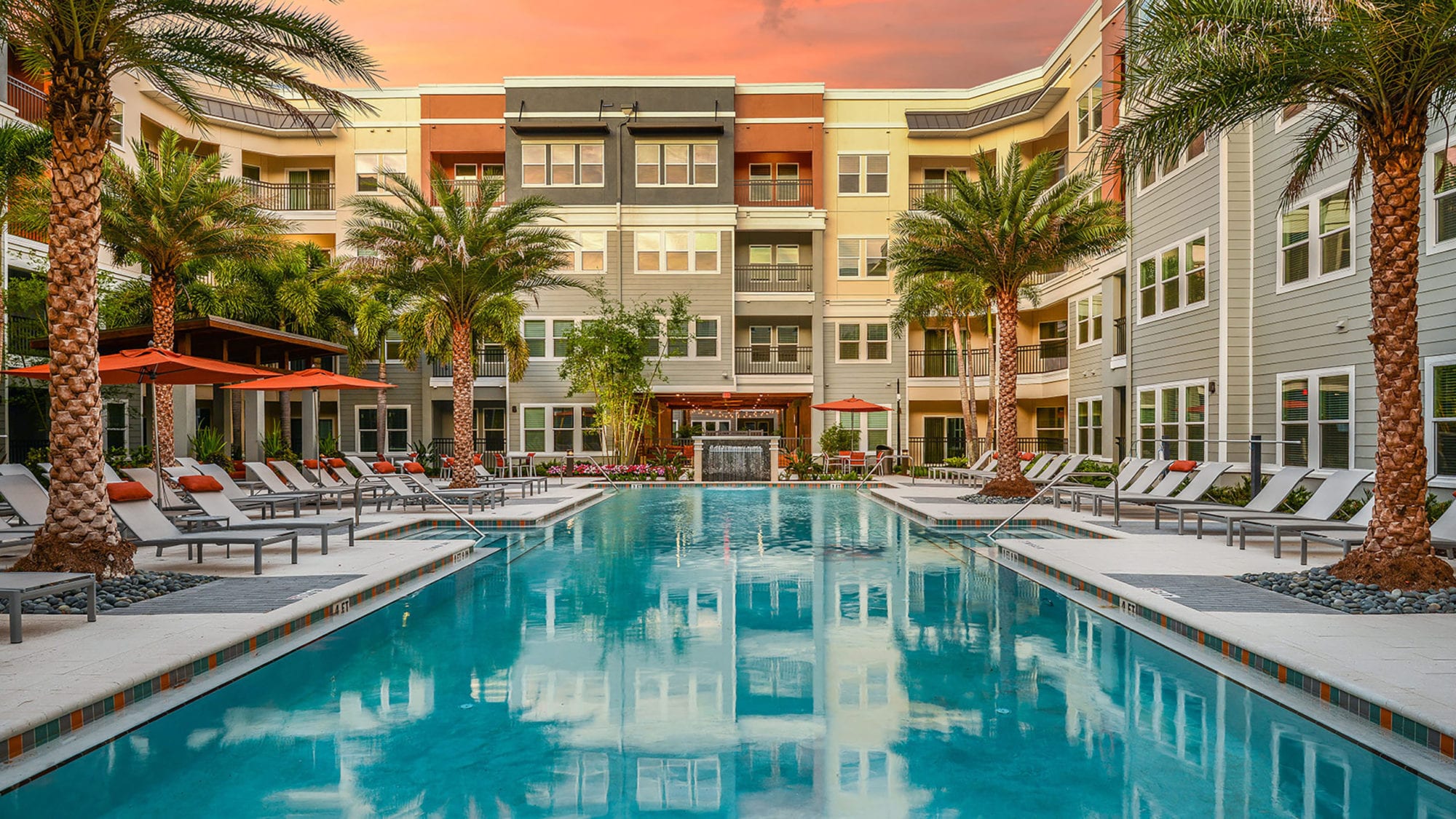 Luxury Pet Friendly Apartments Rentals in Tampa | Grady Square