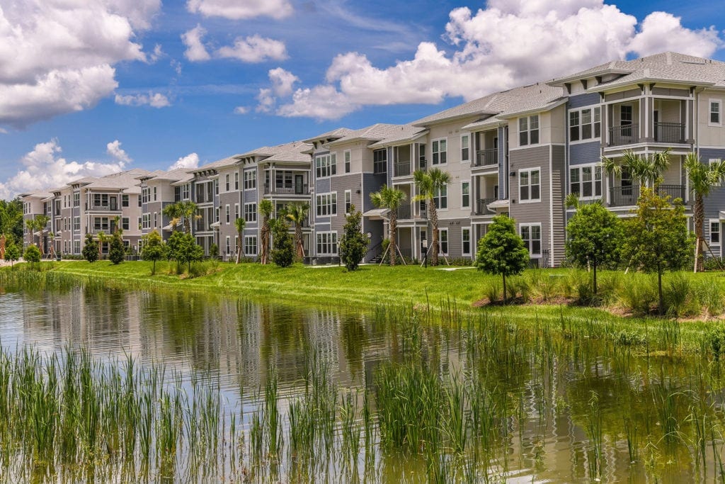 Pet Friendly Luxury Apartments in Riverview | Lenox at Bloomingdale